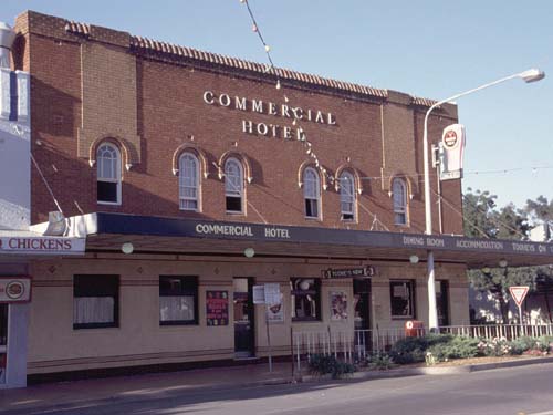 Commercial Hotel in Young