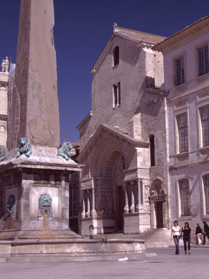 Place de la Republique in Arles
