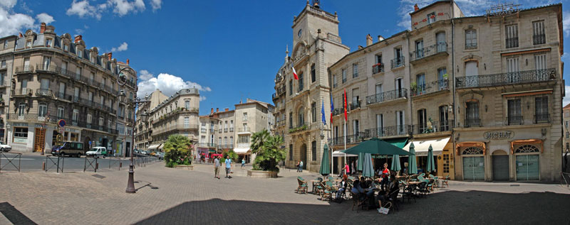 Platz in Béziers